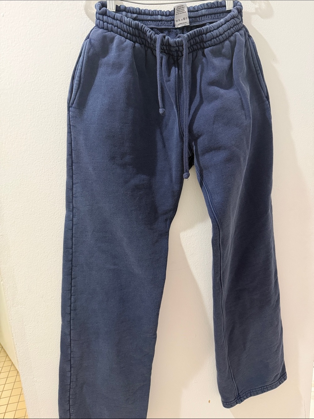 Akimbo straight leg sweatpants navy M